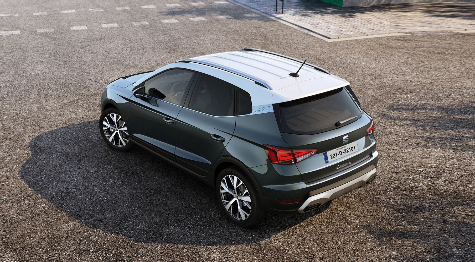 SEAT Arona top view dark camouflage colour with a candy white roof