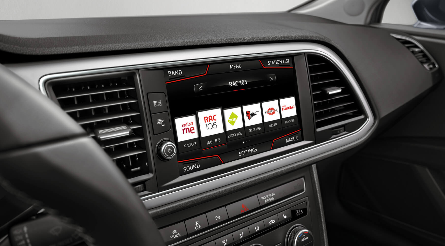 SEAT Leon Digital Audio Broadcasting