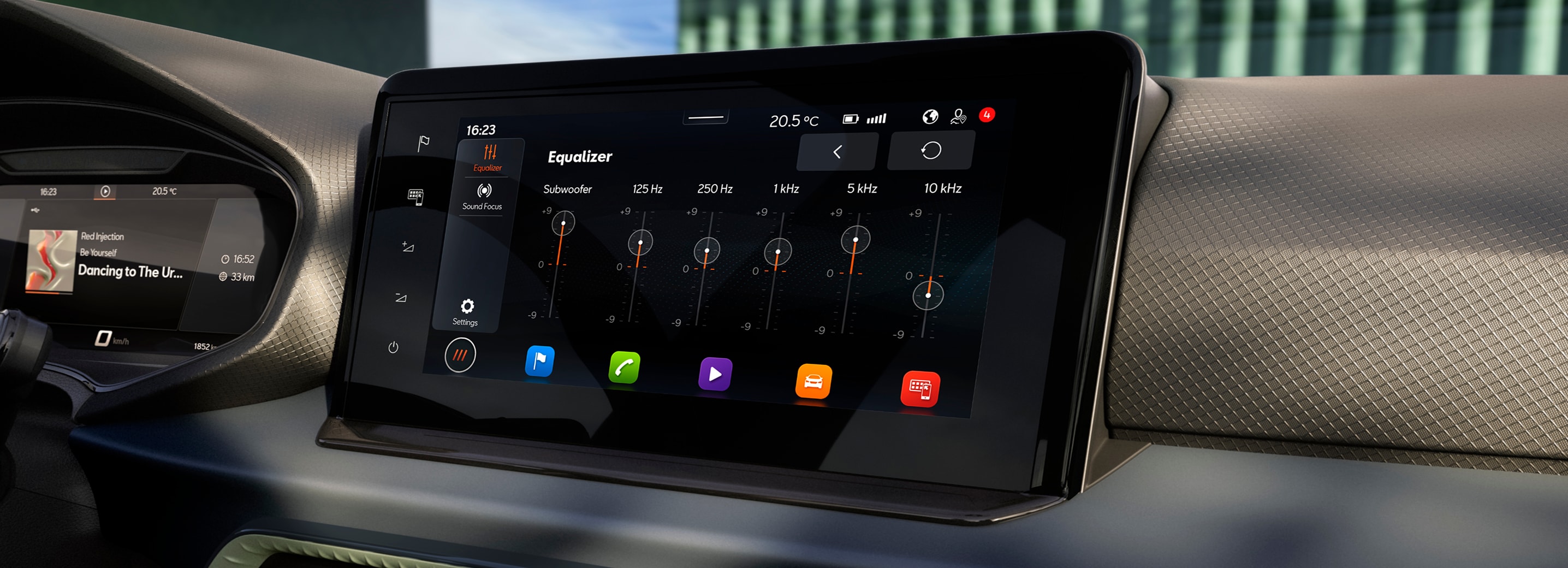 SEAT Arona’s dashboard, that includes the seat sound system, among other features SEAT Arona’s dashboard, that includes the seat sound system, among other features