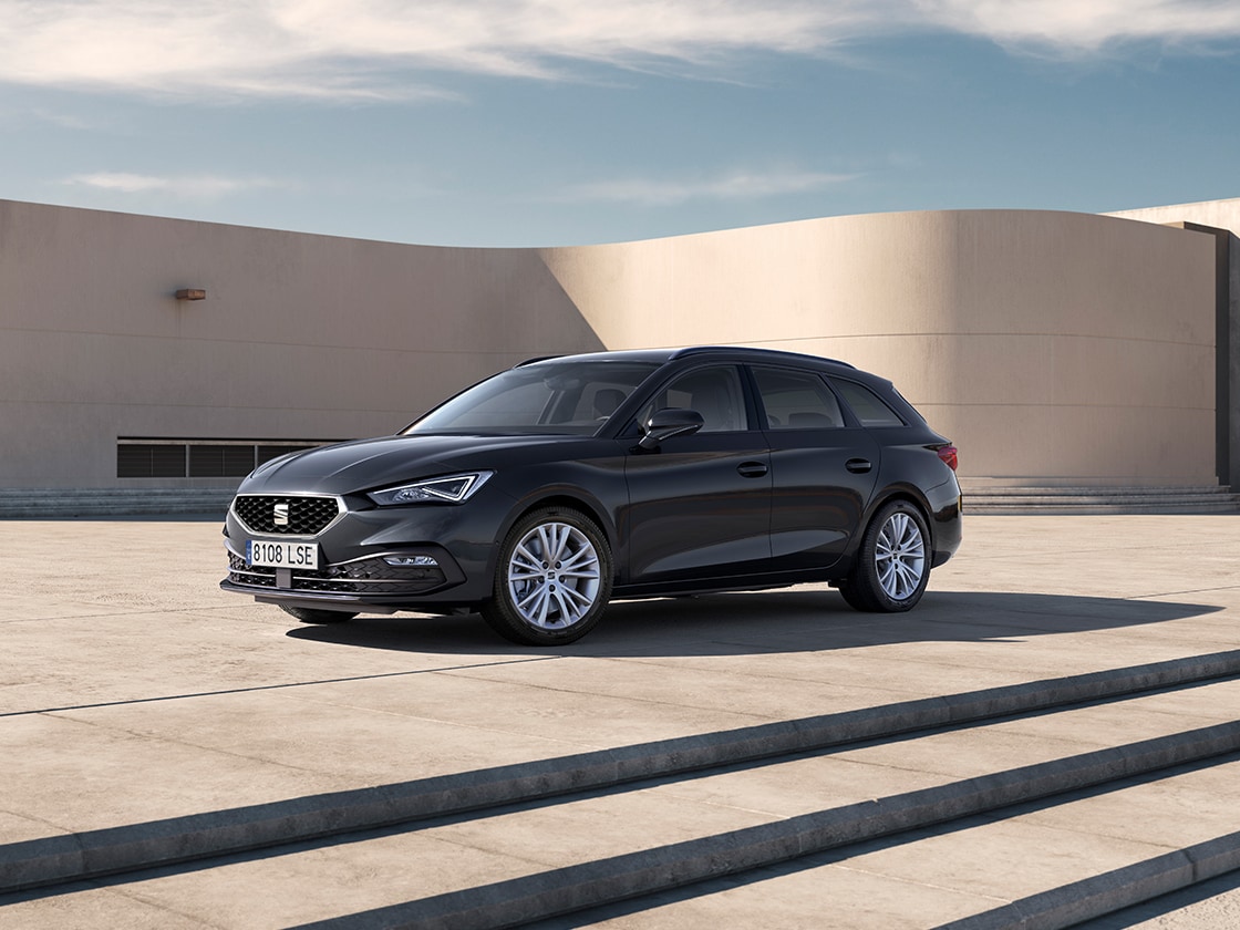 The seat leon sportstourer SE Plus, featuring a sophisticated exterior and stylish alloy wheels. Designed for comfort and elegance, it’s an excellent choice among cars for sale.