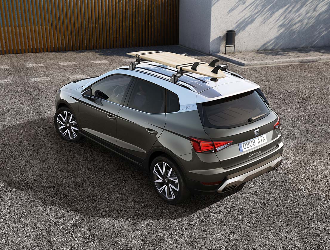 seat arona surf rack attached
