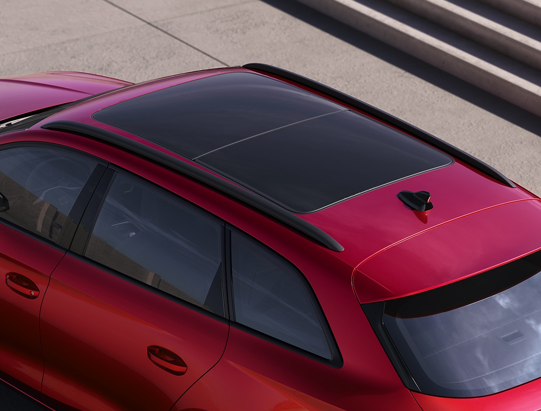 seat leon sportstourer fr trim desire red colour with panoramic roof
