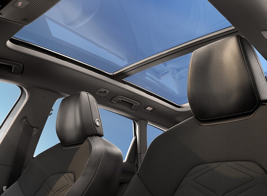 interior view of the seat leon panoramic sunroof