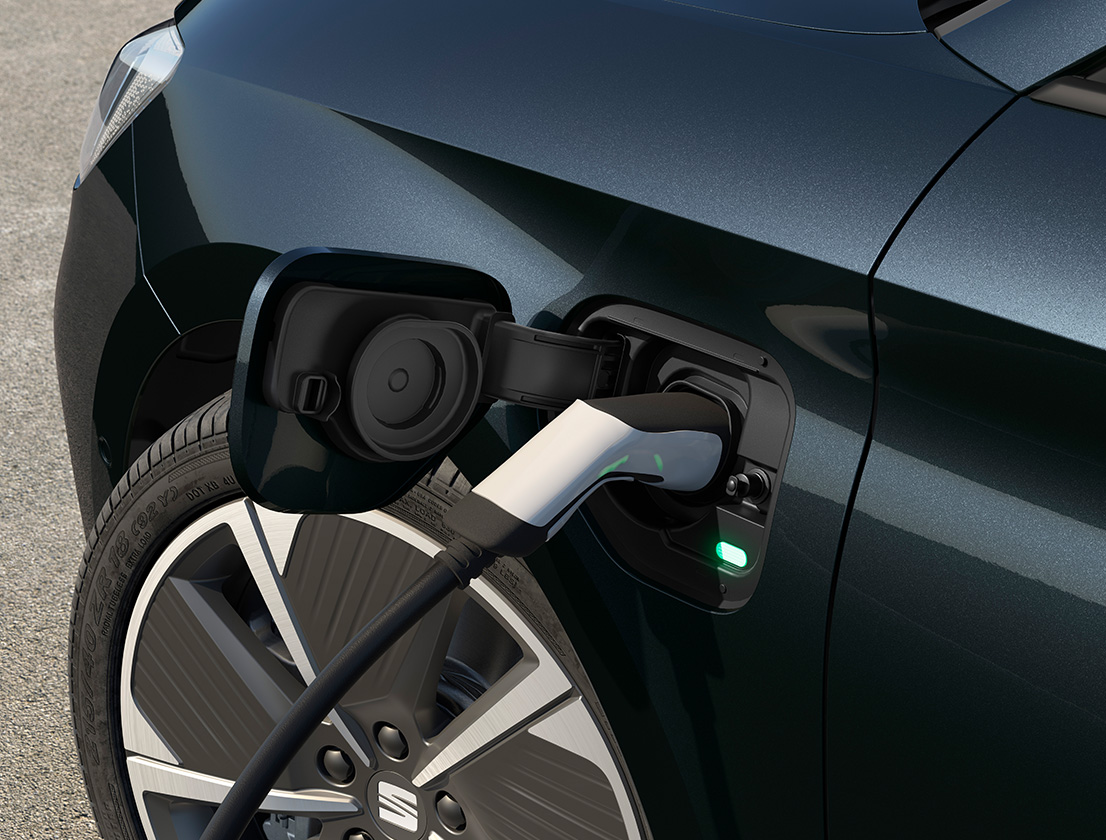seat leon sportstourer e-hybrid magnetic tech colour charging