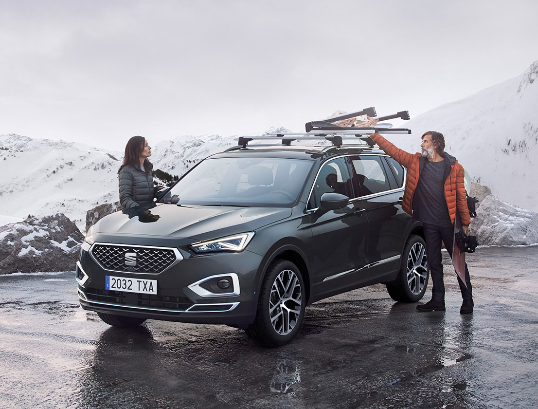 The new SEAT Tarraco XPERIENCE with ski rack Xtender  