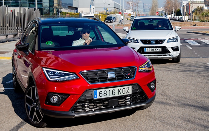 SEAT Ateca and Arona driving outside