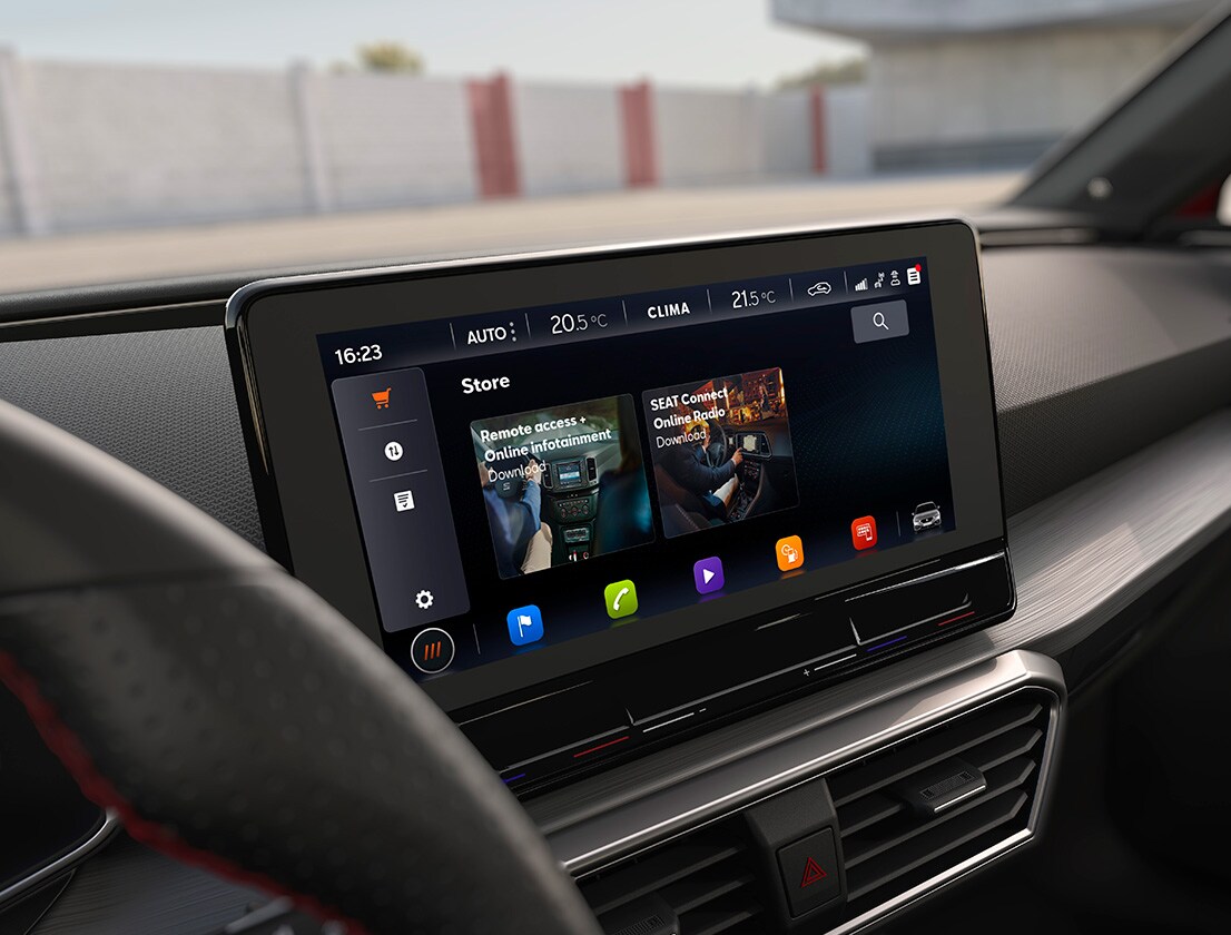 seat leon interior view of the online infotainment screen