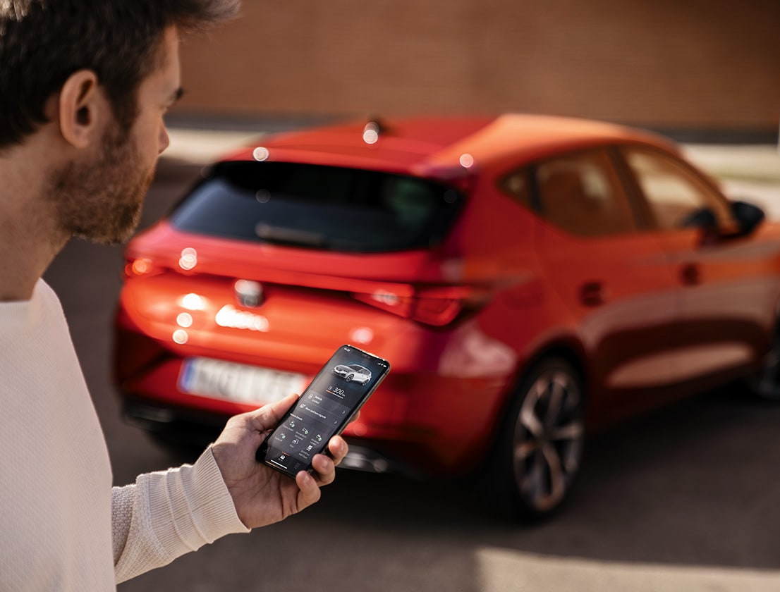 smartphone connect to seat leon remote access service