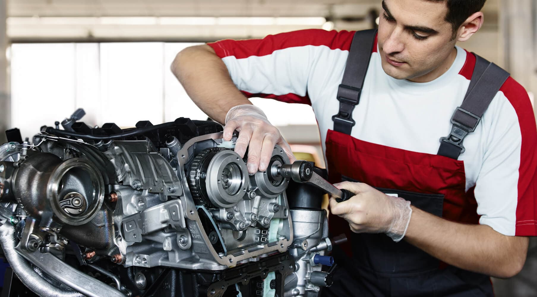 SEAT mechanic working on SEAT car engine motor 1