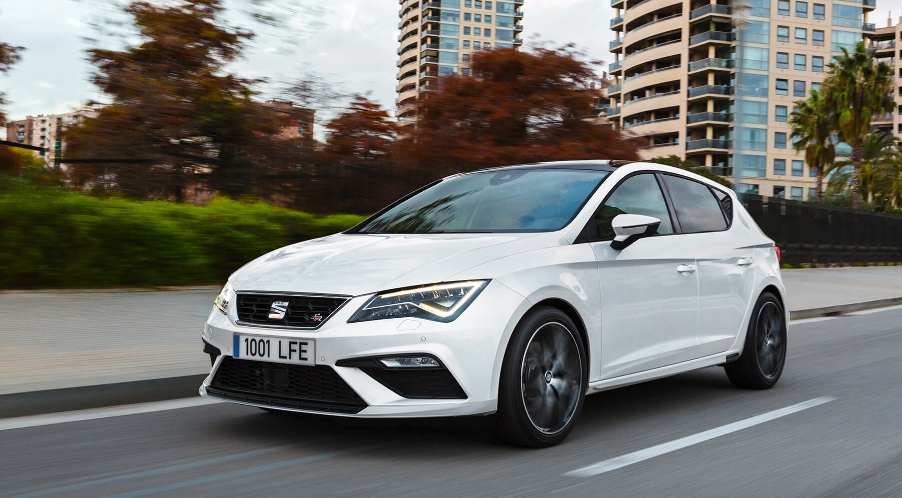 SEAT new car deals and offers – SEAT Leon Sportstourer family car estate car